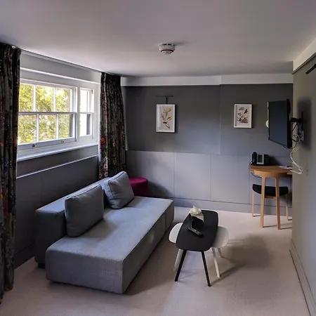 The Goodenough Hotel London-2